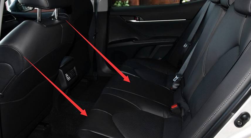 23万落地新款凯美瑞,高价只能买到2.0排量,有两