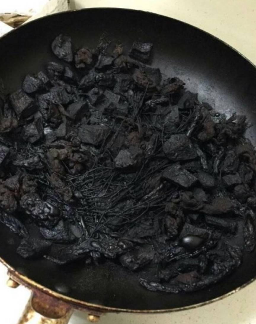 搞笑分享:有一个不会做饭却喜欢做饭的闺蜜是一种怎样