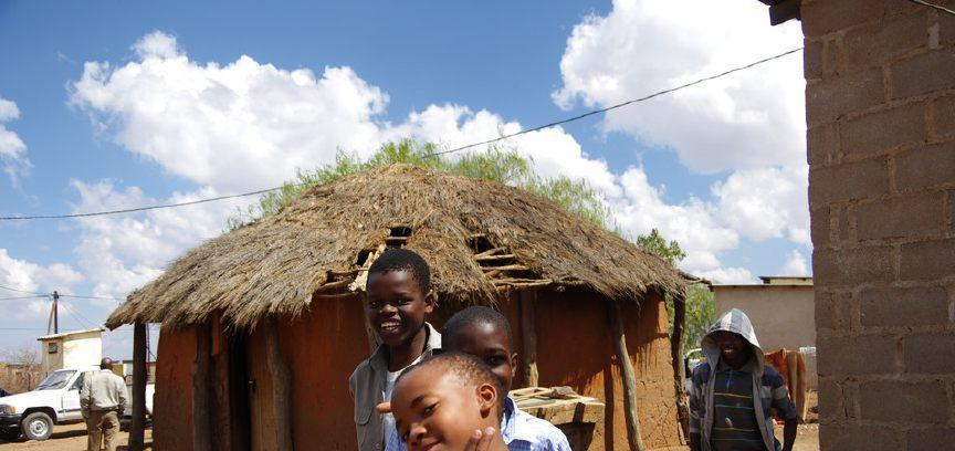 一个快被艾滋病毁了的非洲国家: 人均寿命40