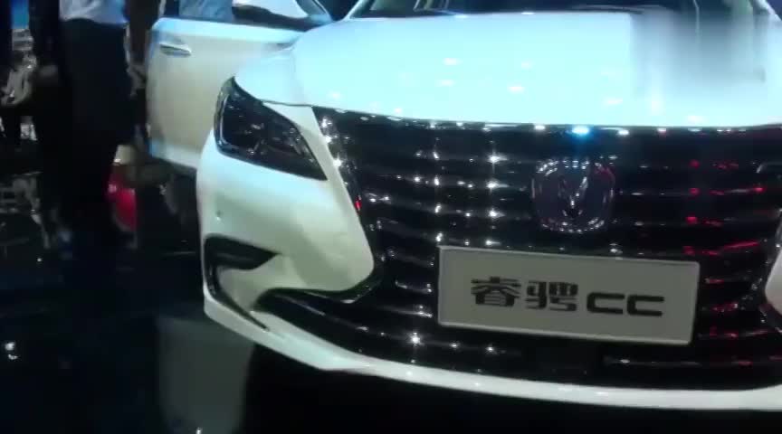 长安汽车携旗下睿骋CC 第二代逸动强势亮相广州车展