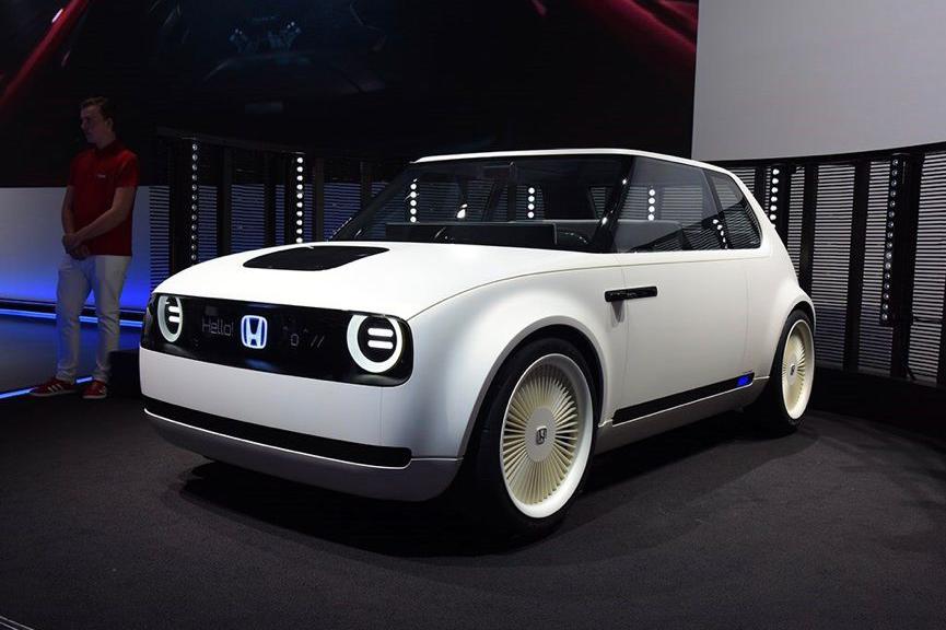 捷豹一心挑战特斯拉，本田纯电动车或将取得成功