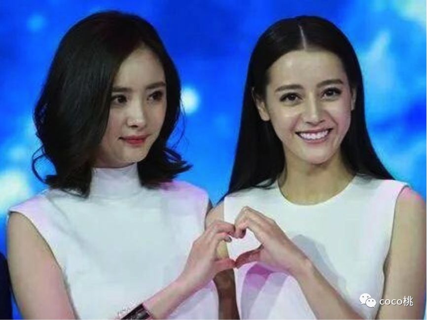 迪丽热巴哪哪都比关晓彤美,就这点输了,不怪鹿