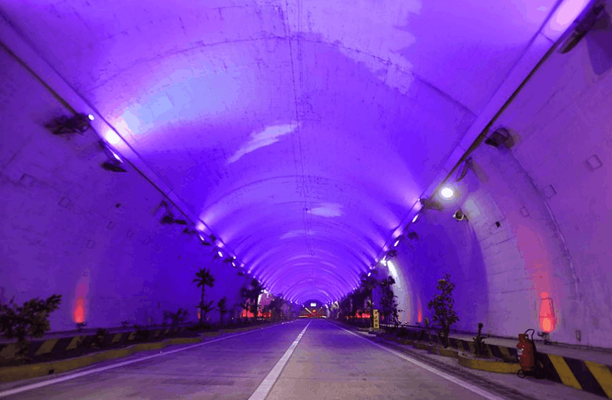 世界第二,亚洲第一长公路隧道在陕西, 体验一次, 不枉