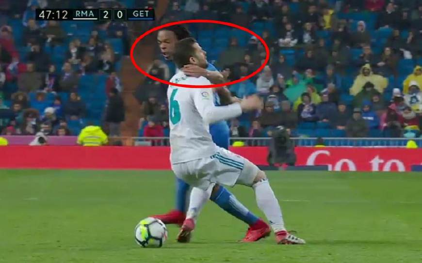 欧洲第1脏队名不虚传:皇马2人飙血,齐达内要气