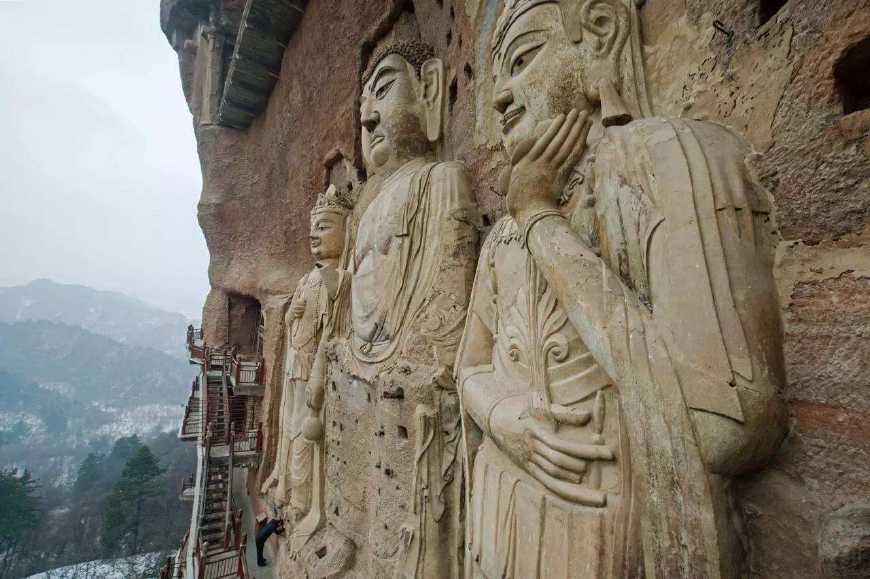 外国热议: 同为文明古国, 为何中国再次崛起, 而