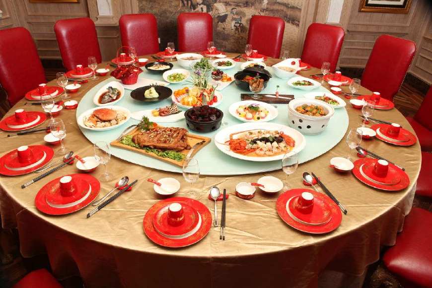 重庆江北区有可以打外呼电话的酒店吗?