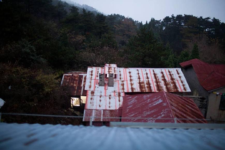 禅修魅力究竟有多大? 24岁大学生隐居深山禅修