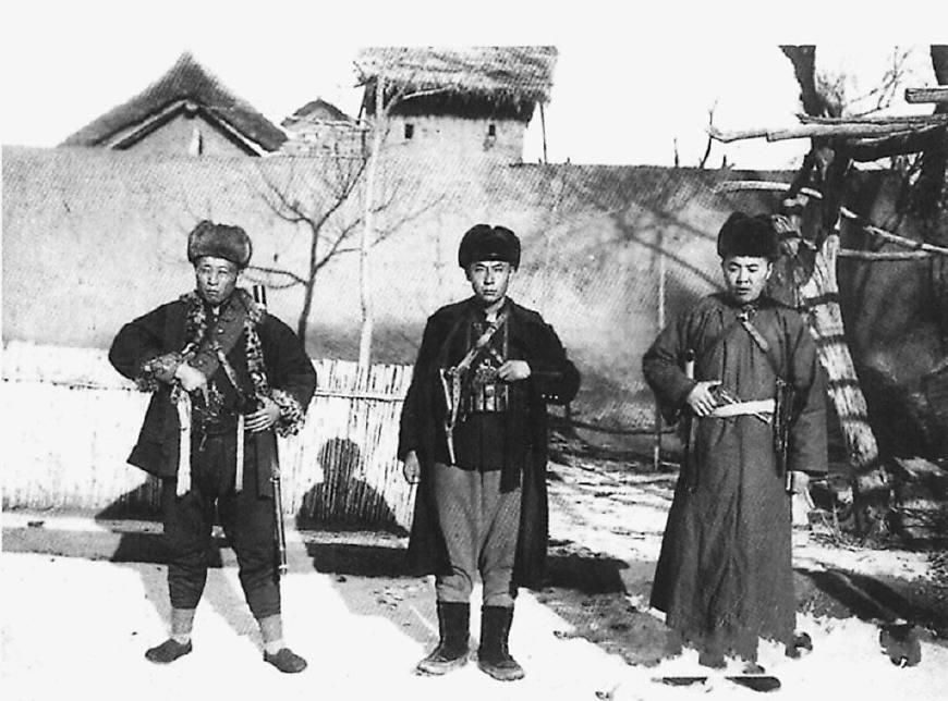 此人是土匪头子, 到底是经历了什么事, 最终成为抗日名将?