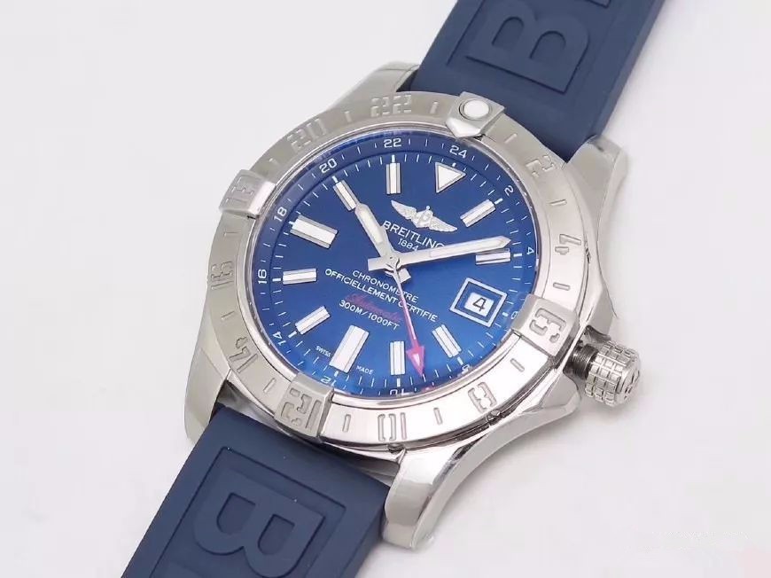 展现坚毅硬朗的GF厂百年灵复仇者二代腕表详解