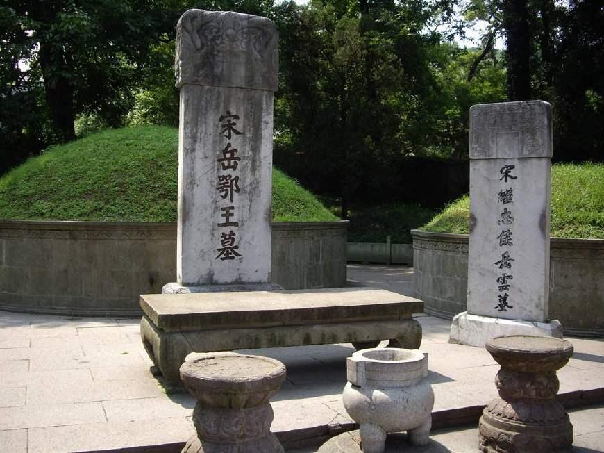 他们在西湖边跪了800年,可是人们却仍然没有原谅他