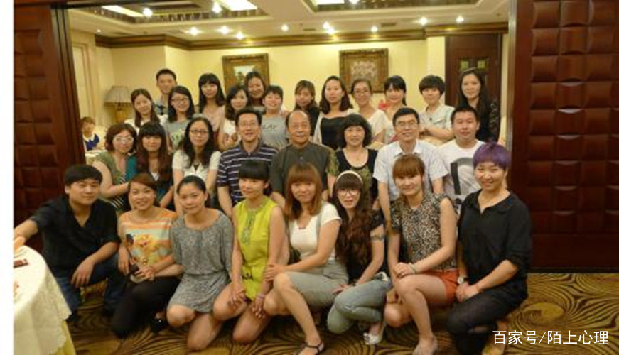 10年初中同学聚会,散场后,互相之间的关系,越来越淡,还参加吗