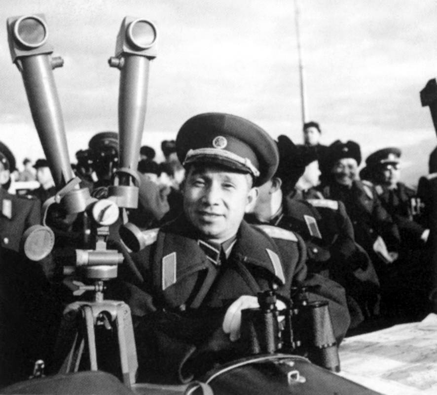 1955年后粟裕的官职为什么越来越低, 陈赓一句话道出原因