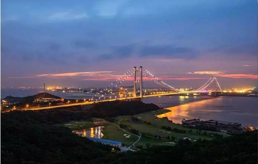 盐通高铁来了,以后从苏州回苏北,比园区到新区还快!