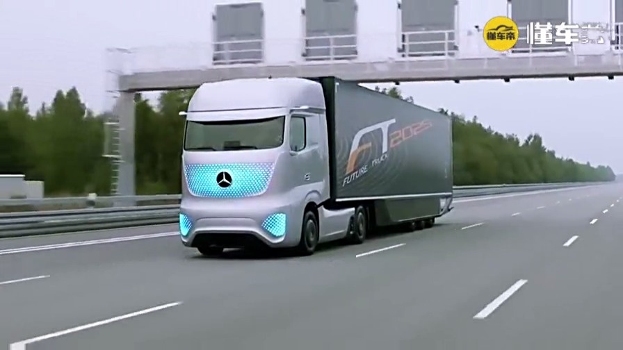 看看未来的卡车司机得舒服成什么样子  ​