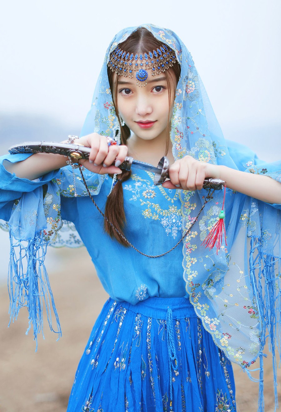 内幕揭秘！初次见维族女孩子，如何打破偏见并建立真诚联系