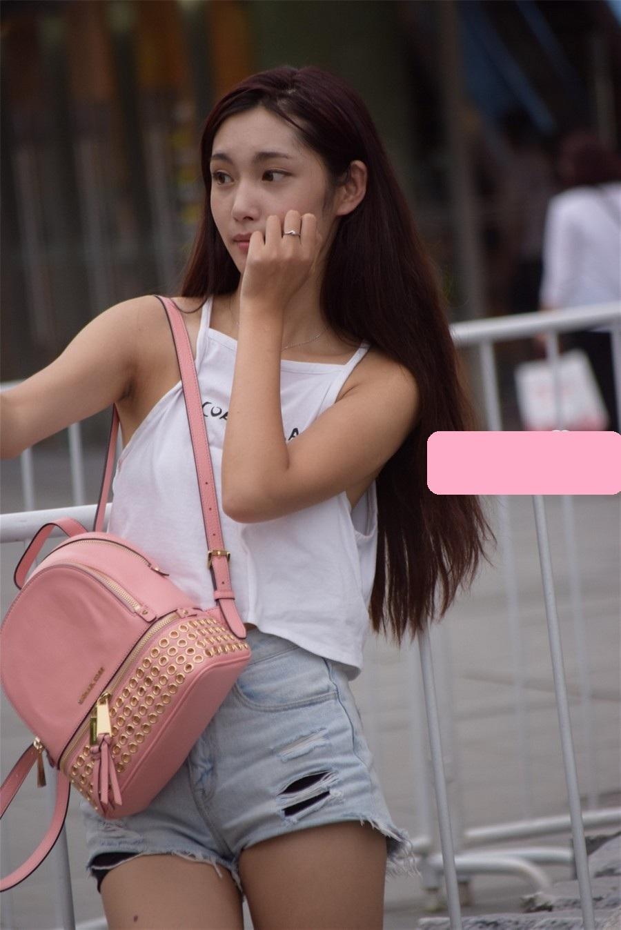 ����: ���紵���ȹ��, ϥ�ǵ������ڲ�ס