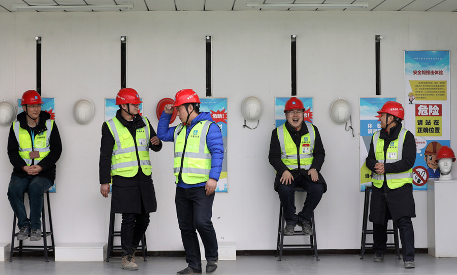 新春走基层:3000余名建设者坚守雄安新区建设