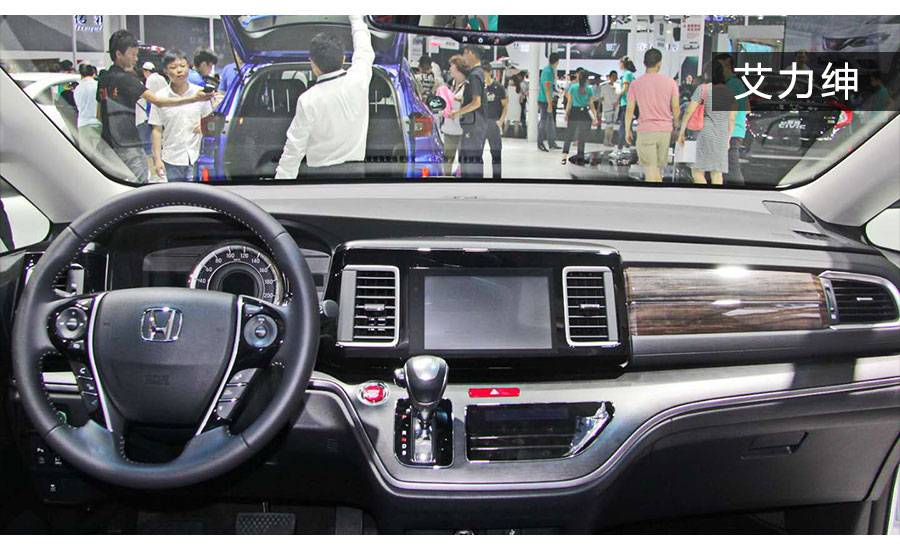 同级别没其他对手!这两台家用保姆车谁的性价比高?