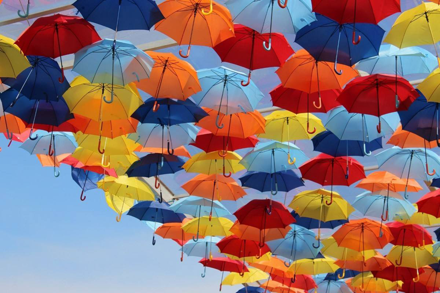 日本版共享雨伞投放2300把仅剩200把:诬陷是