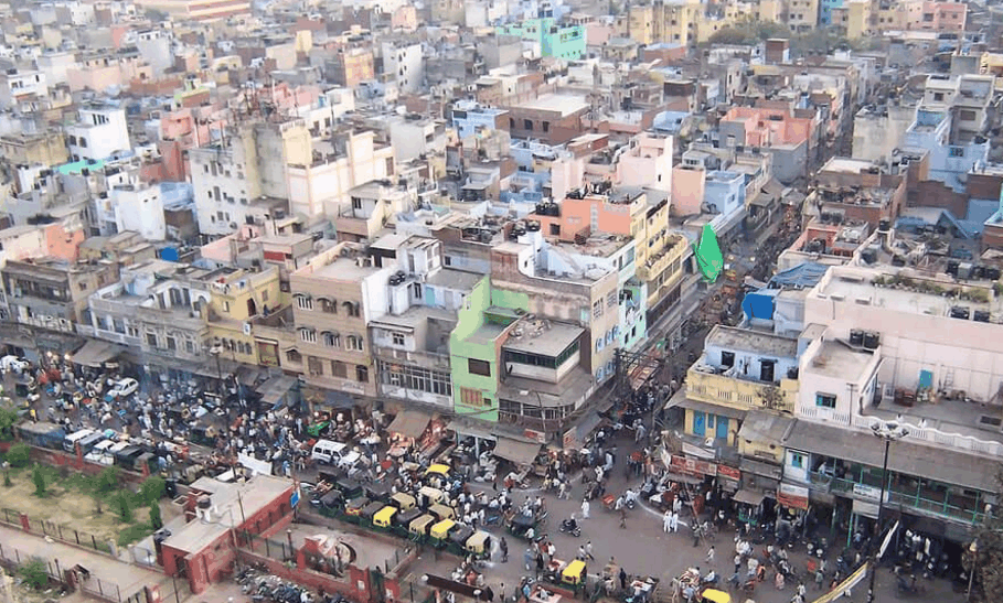 印度新德里商业繁华, 发现这里的人只热爱骑三