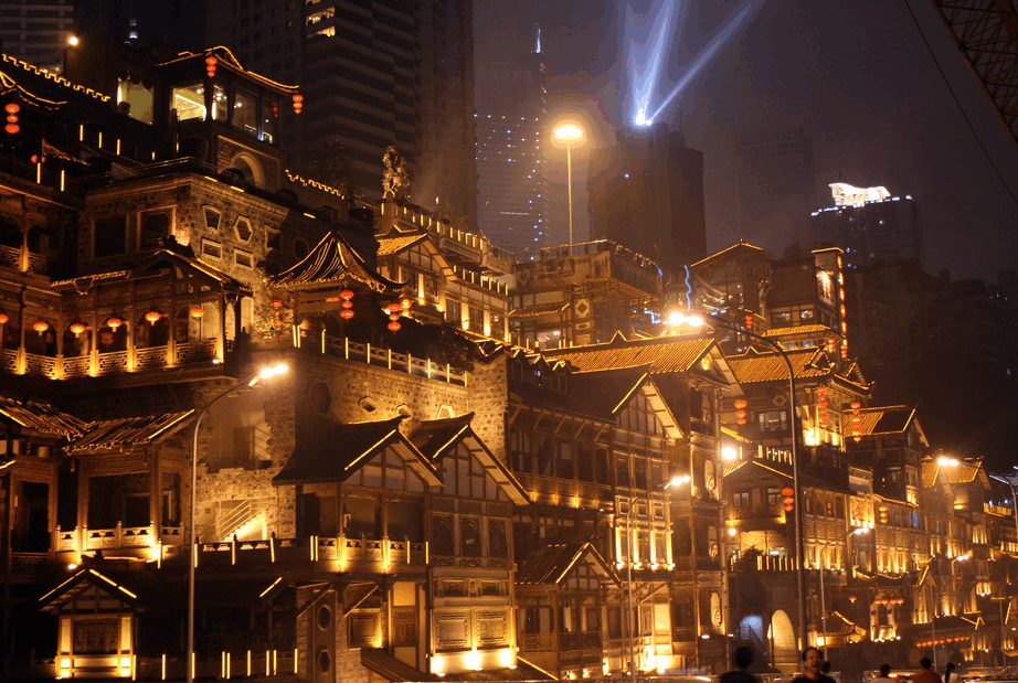 为何在落后的西部地区,能涌现出成都和重庆两