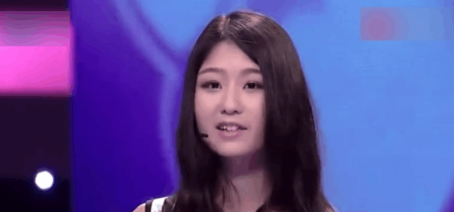 男友月工资五千, 每周给却女友打款2万, 女友说