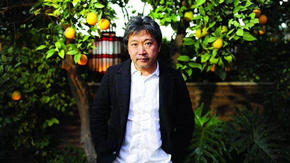 Facebook与索尼签订版权协议,亚马逊欲买英超