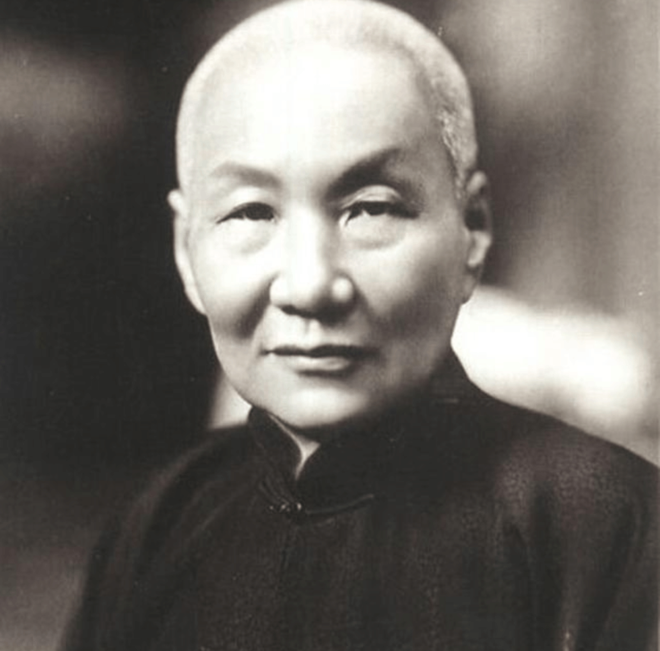 军统暗杀青帮大佬张啸林, 本以为万无一失, 岂料最后一秒因杜月笙而活!