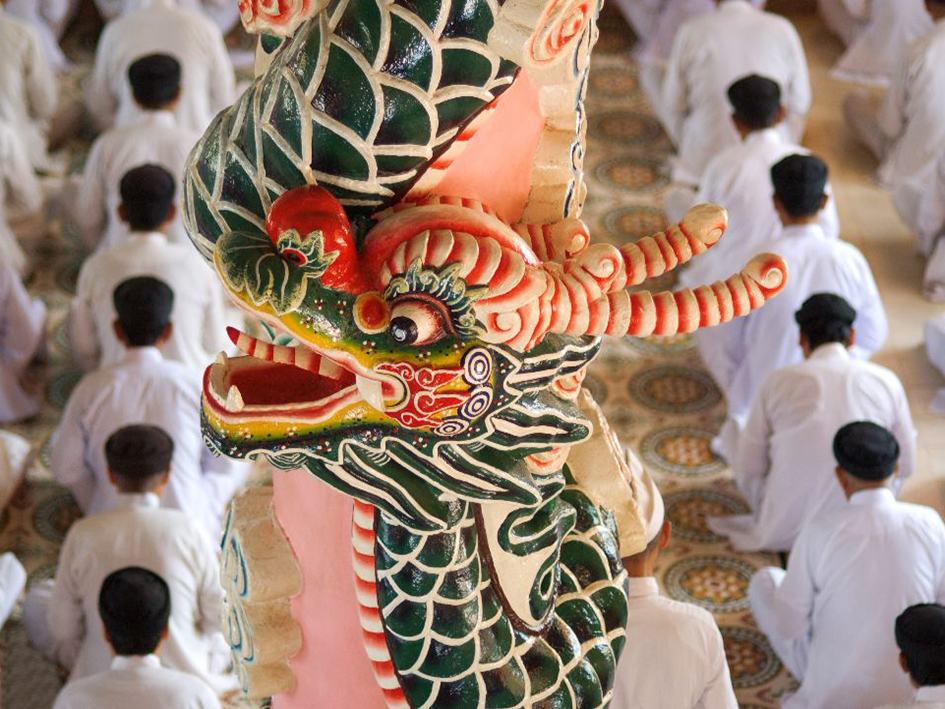 去这个国家旅游,团费3000元可以玩一星期,带钱