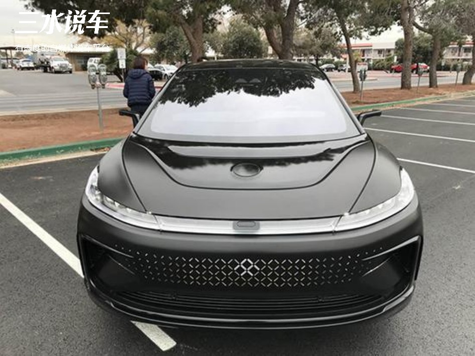 热点|对标宾利、劳斯莱斯，贾跃亭的法拉第FF91亮相CES