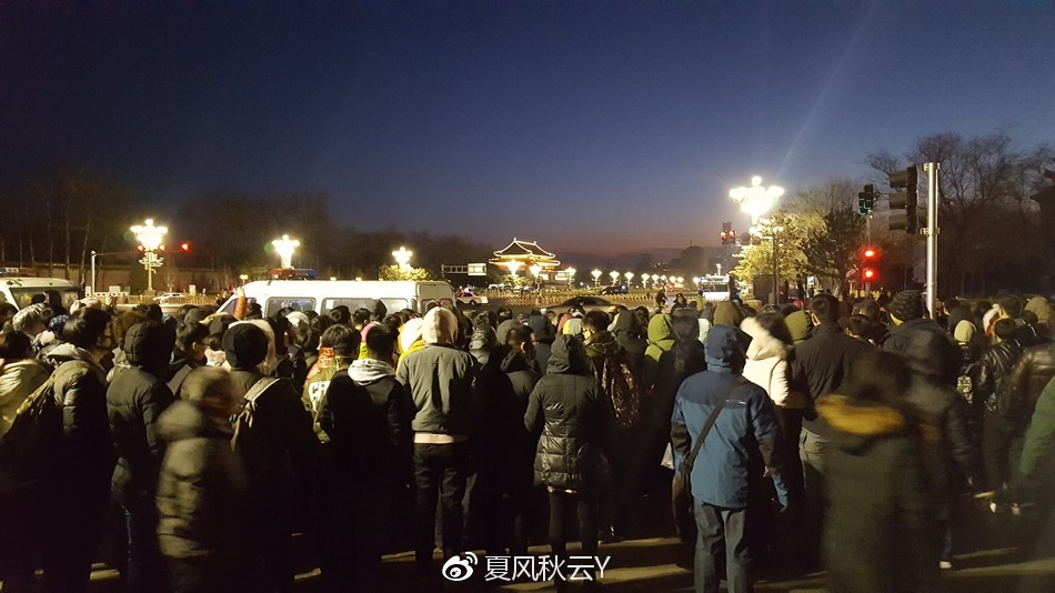 【实拍】2018年元旦天安门广场:数万群众观看