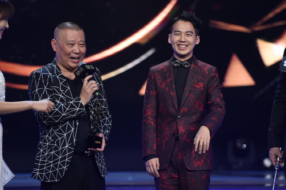 郭德纲先后捧红岳云鹏张云雷,为何不捧儿子郭麒麟?原来另有隐情