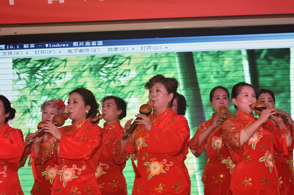 10.《联奏》,表演者:单文岳等.11. 《风中的葫芦》,表演者: 刘润东.