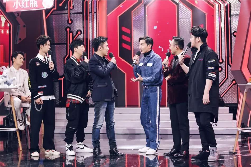 张若昀自曝过年被问娱乐圈八卦，还爆料了欧豪马思纯的“八卦”？