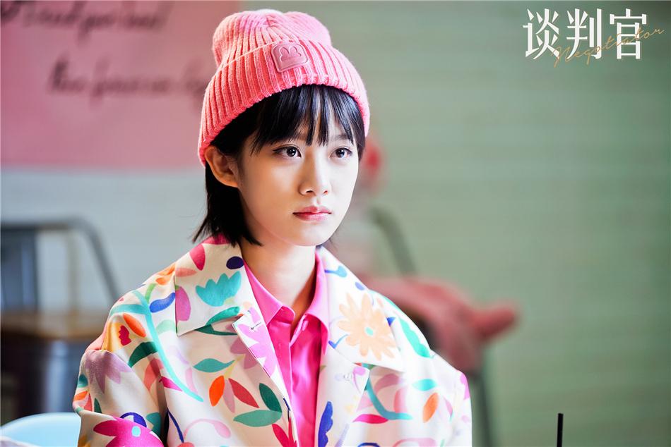 《谈判官》收视率强势破1, 杨幂黄子韬验证强