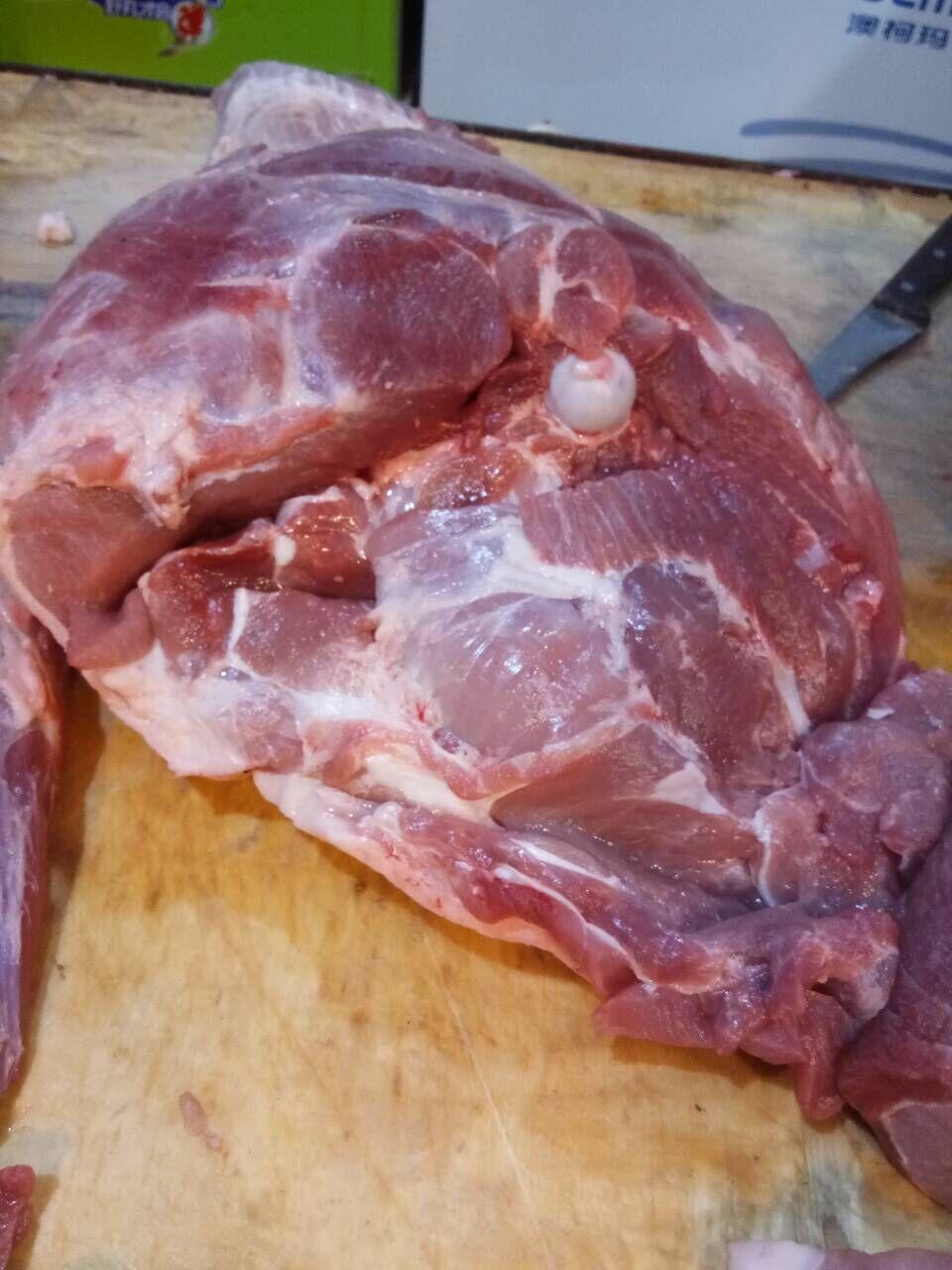 80后年轻女老板做灌肠生意, 熟练的灌肠绝活儿