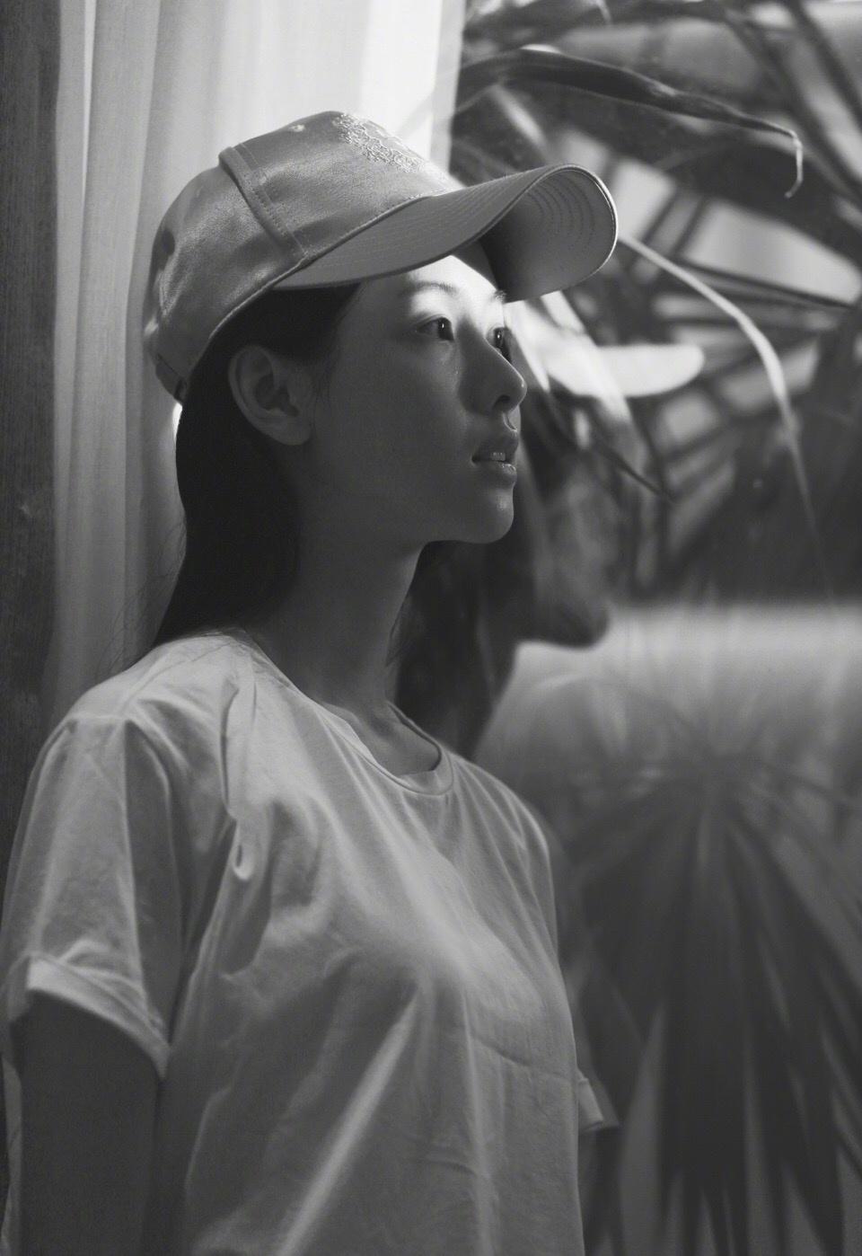 到底是寡淡还是长相清秀? 陈都灵被说和刘亦菲