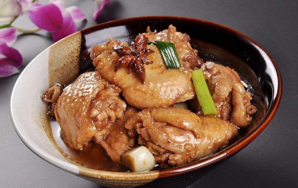 四大菜系鲁菜之一: 黄焖鸡块的做法!