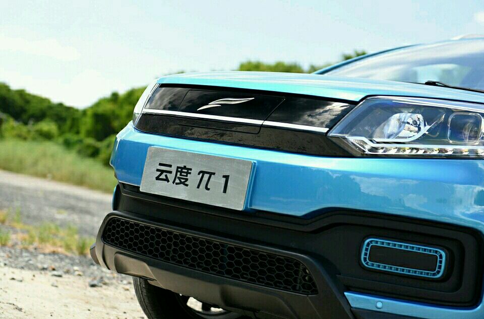 国产全新纯电动SUV上市,售价不到8万元,比亚