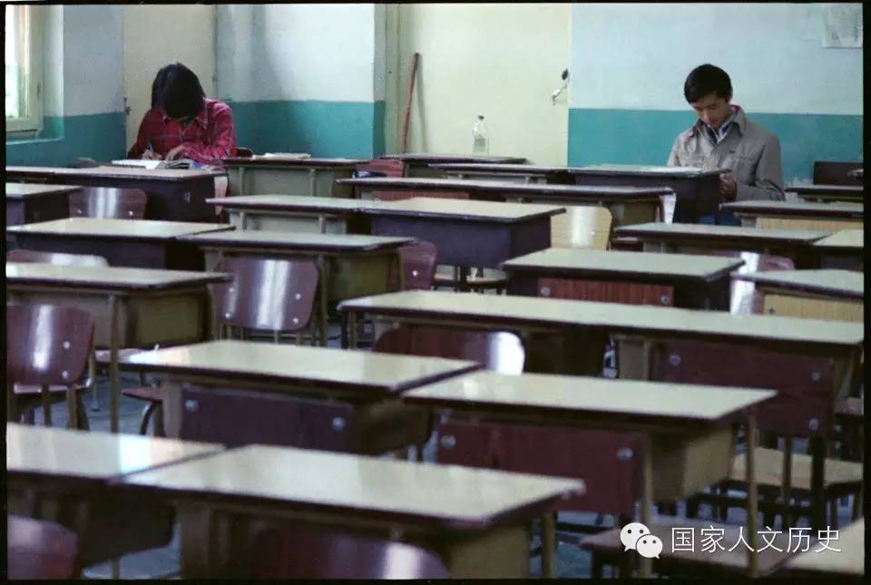 留下了八十年代中学生一段青春的影像记录,一个理想主义时代最后的