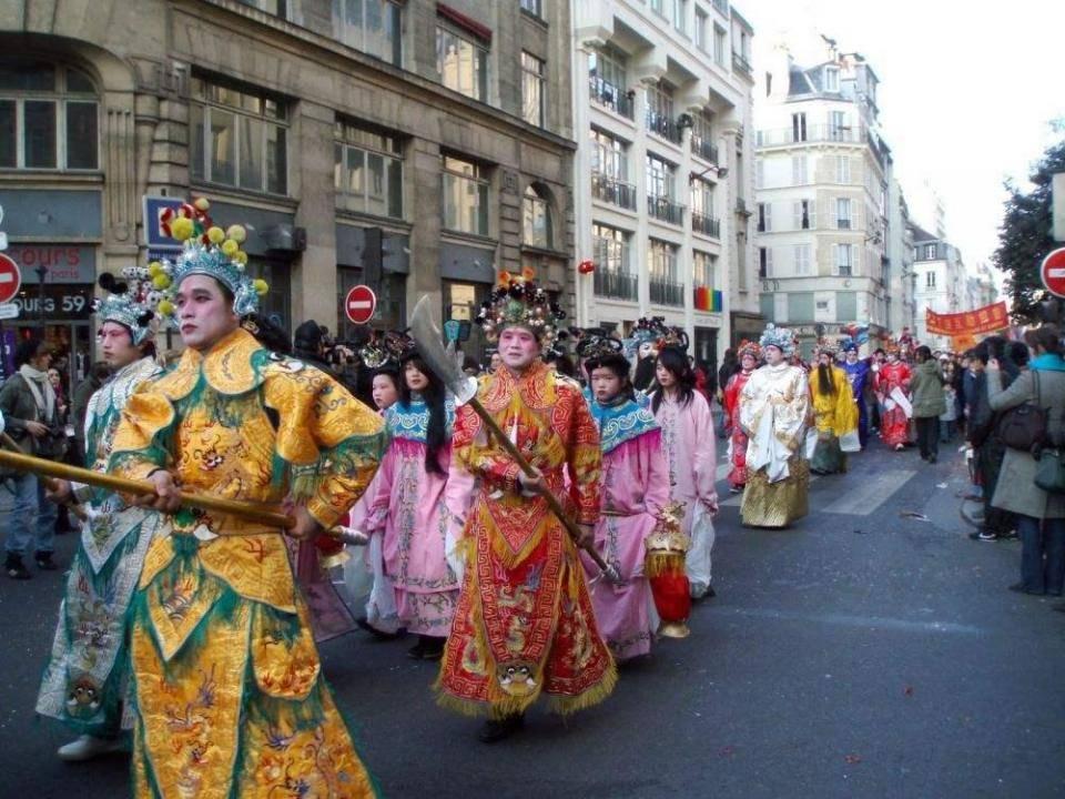 距离2018年春节还有25天, 看看世界各国唐人街