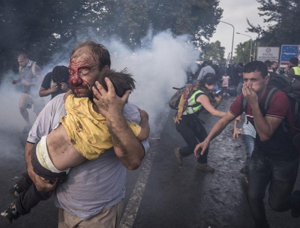 叙利亚难民, 船翻了, 谁能救他们?