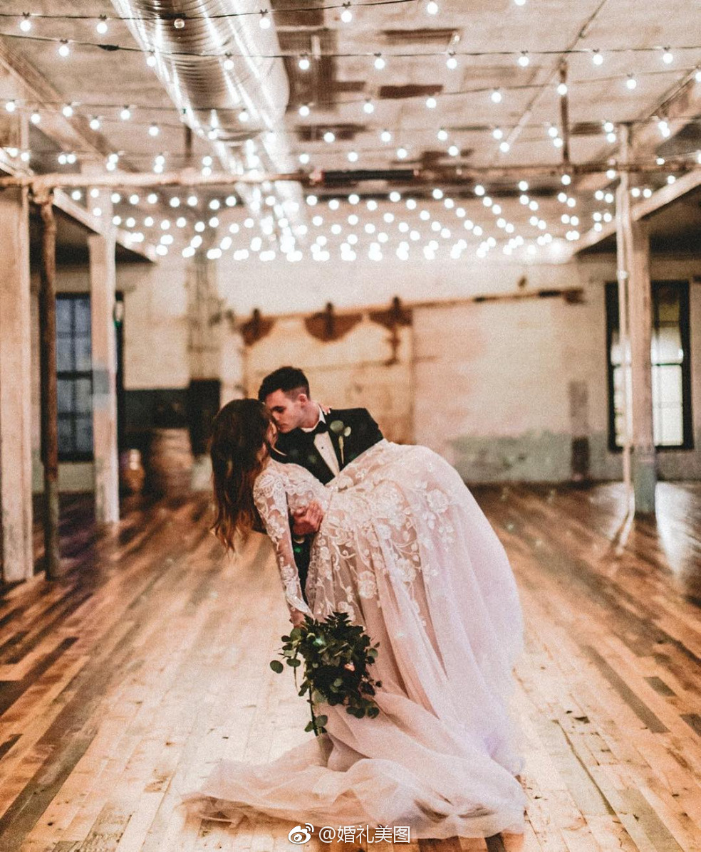 浪漫魔法就靠它!小串灯给你一个震撼绝美的婚礼布置