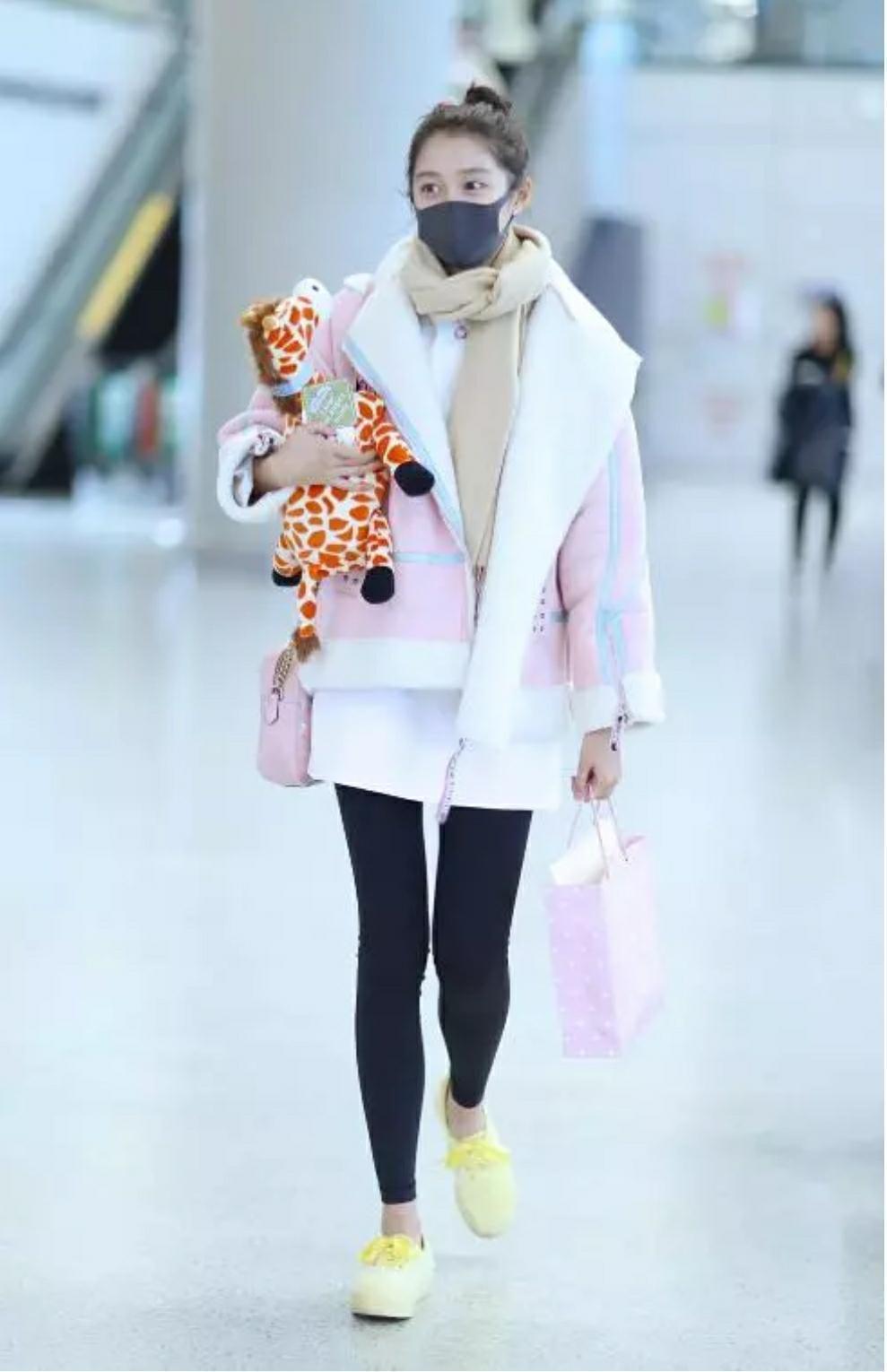 关晓彤惊艳全场的十大着装,哪个最好看?