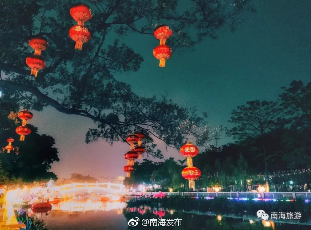 花市灯如昼!南海这里可以夜游水上花市[羞嗒嗒]