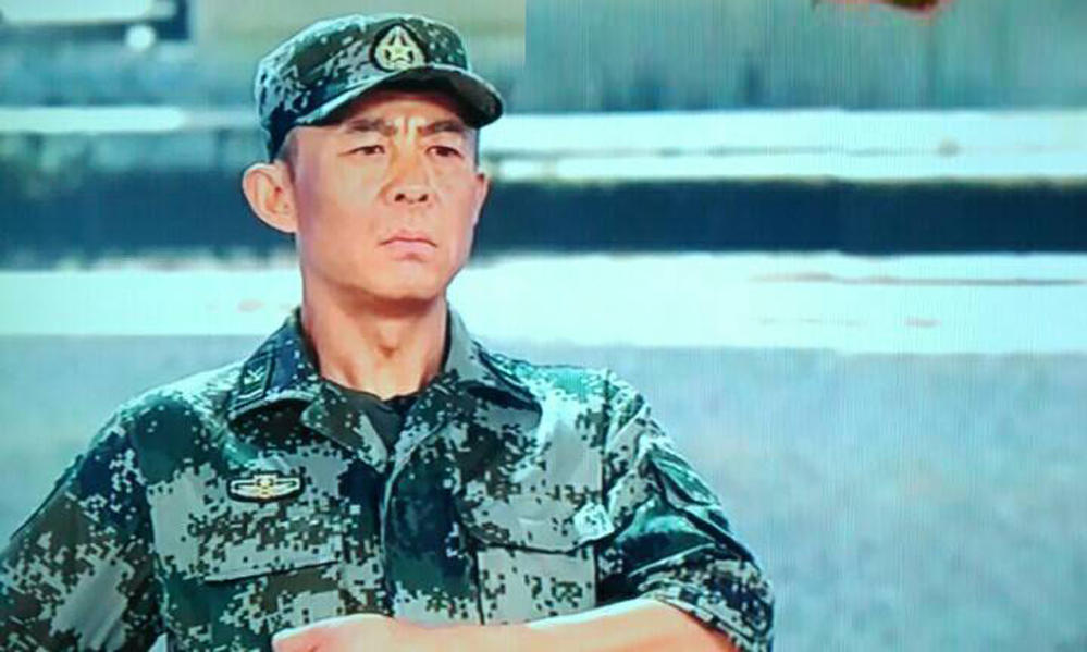 难怪他演特种兵这么像,原来是正牌的军人演员