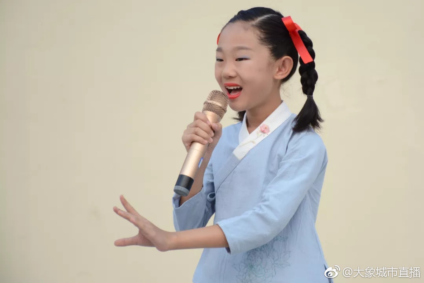 河南师大附中双语国际学校举行庆祝第34个教