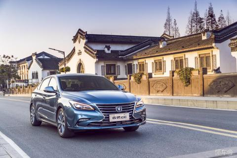 睿骋CC VS名爵6俩“国货”的较量