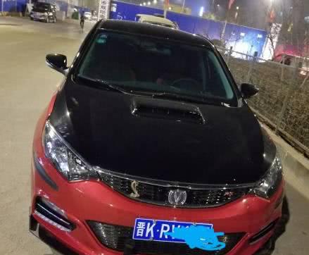 老爸让我买蒙迪欧，我却听同学的买了这款车，试驾完感觉买对了！