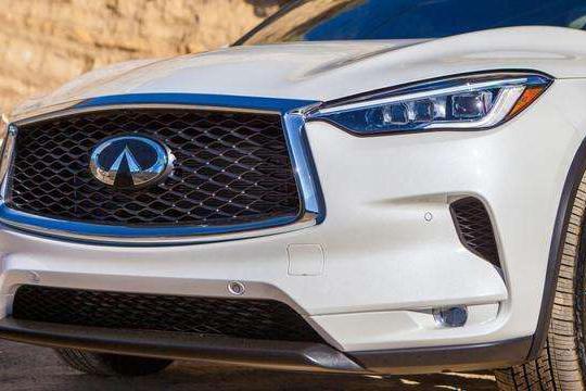 全新英菲尼迪QX50前景分析: 想得到三大黑科技只能买顶配, 不值!